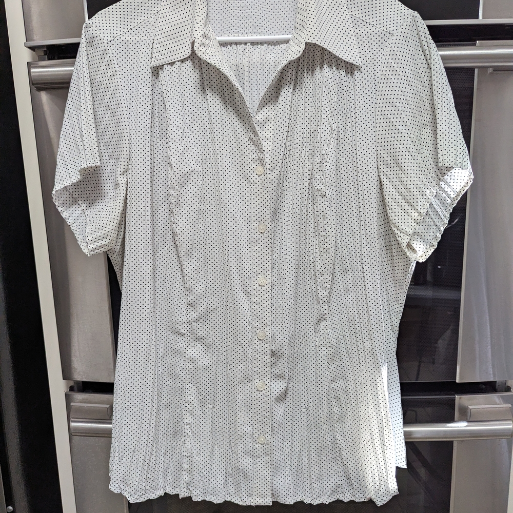 East 5th Women's White Polka Dot Button-Up Blouse, 2X